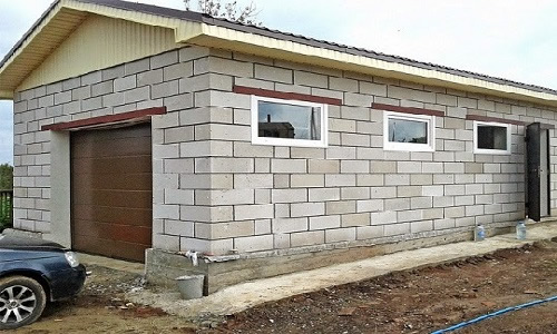 Гараж из керамзитобетонных блоков